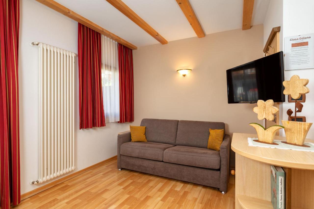 Ciasa Odlana Apartment ซานกัสซิอาโน ภายนอก รูปภาพ